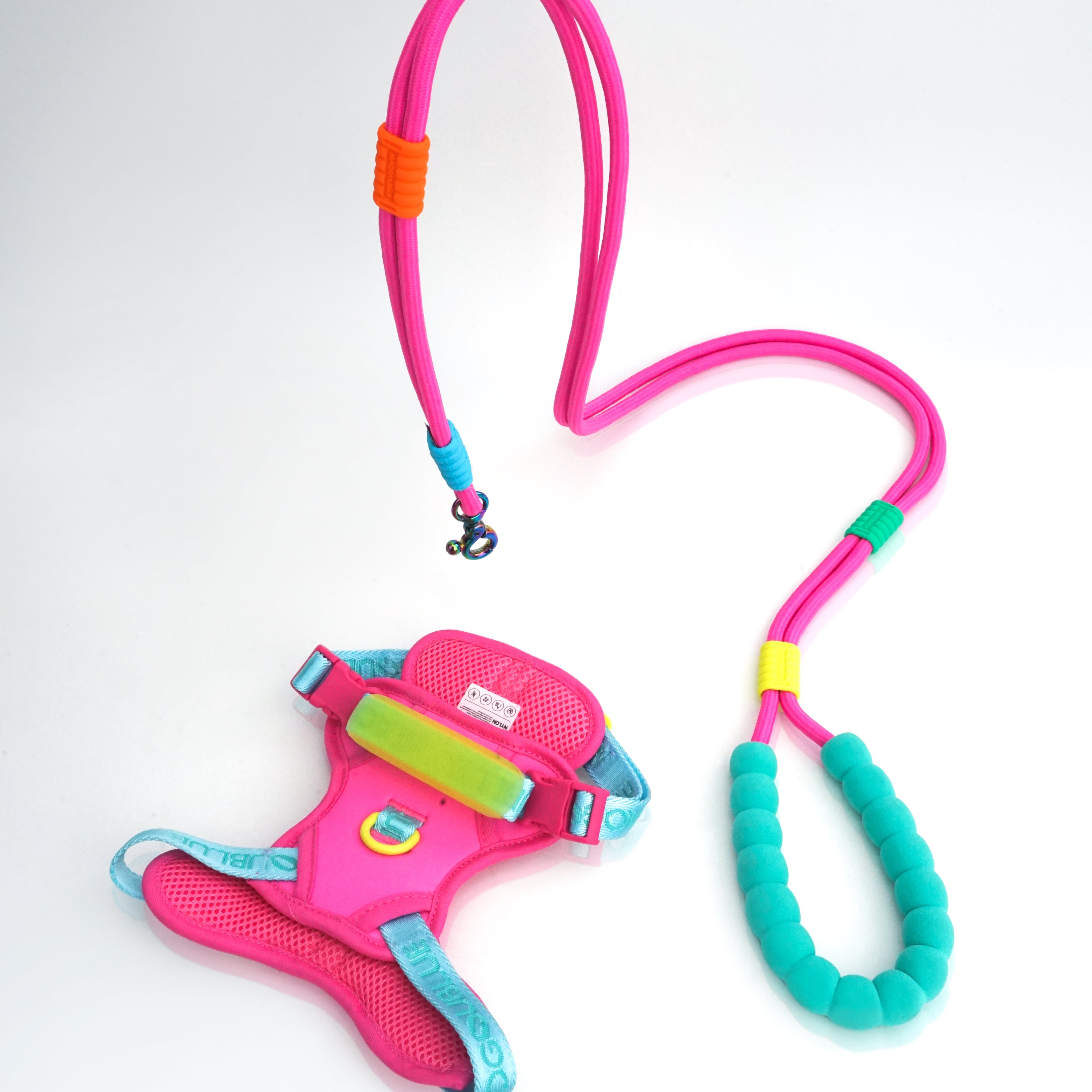 Marshmallow Leash + Central Park Harness