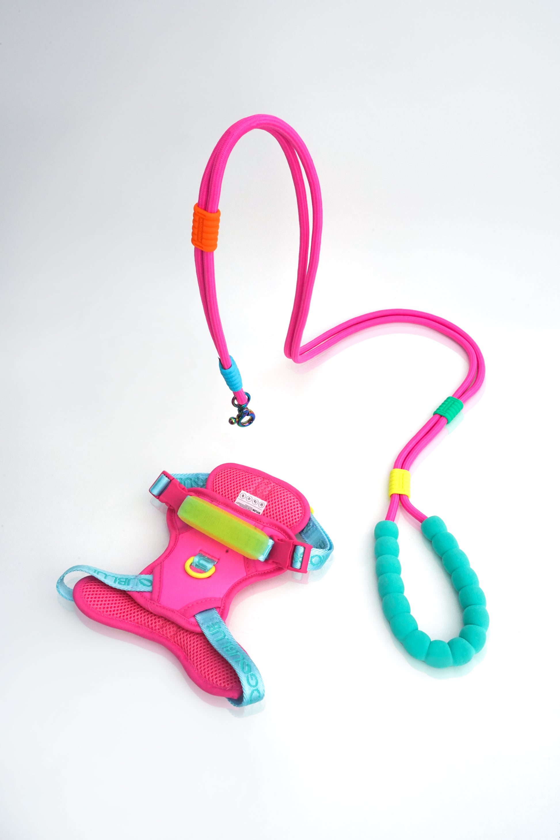 Marshmallow Leash + Central Park Harness