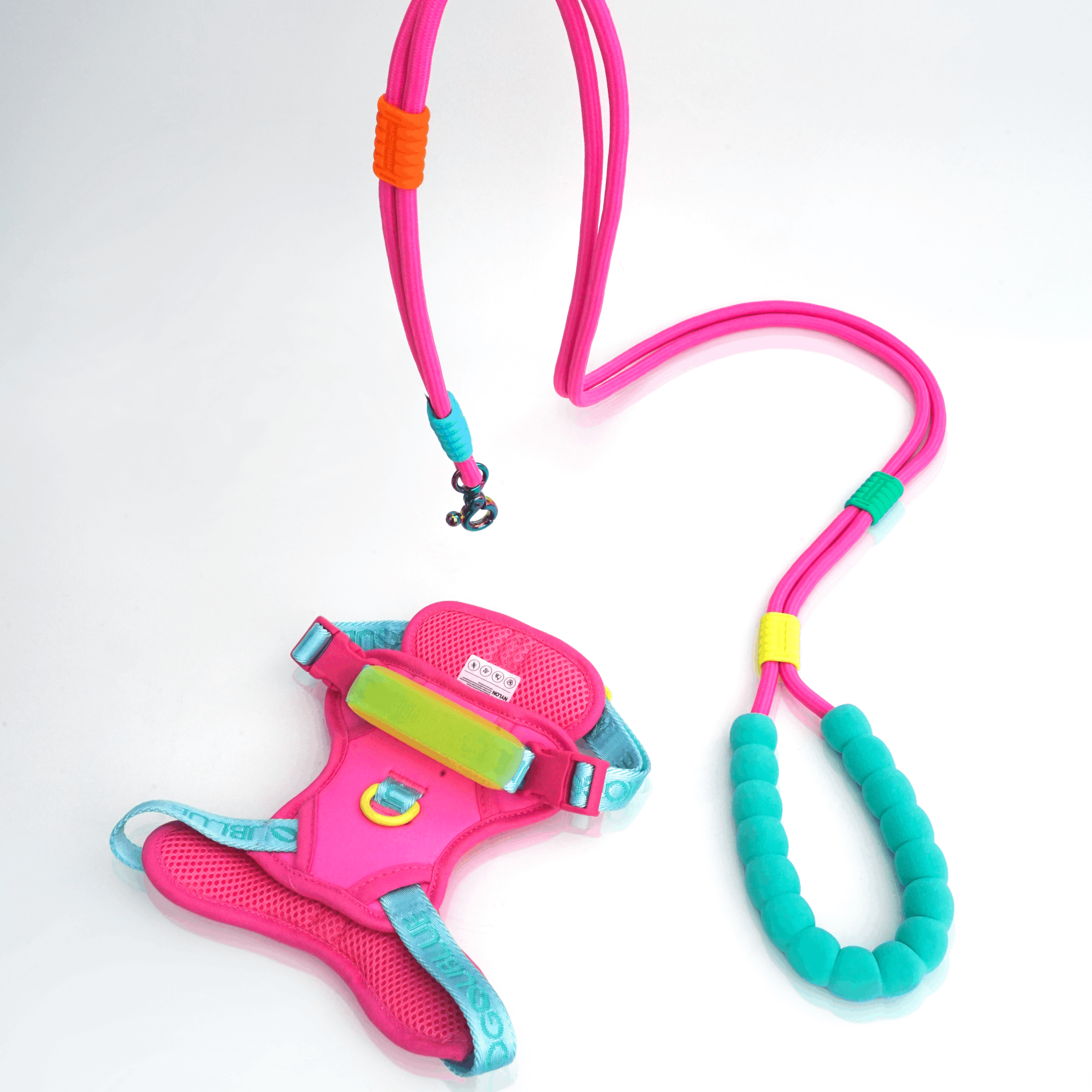 Marshmallow Leash + Central Park Harness