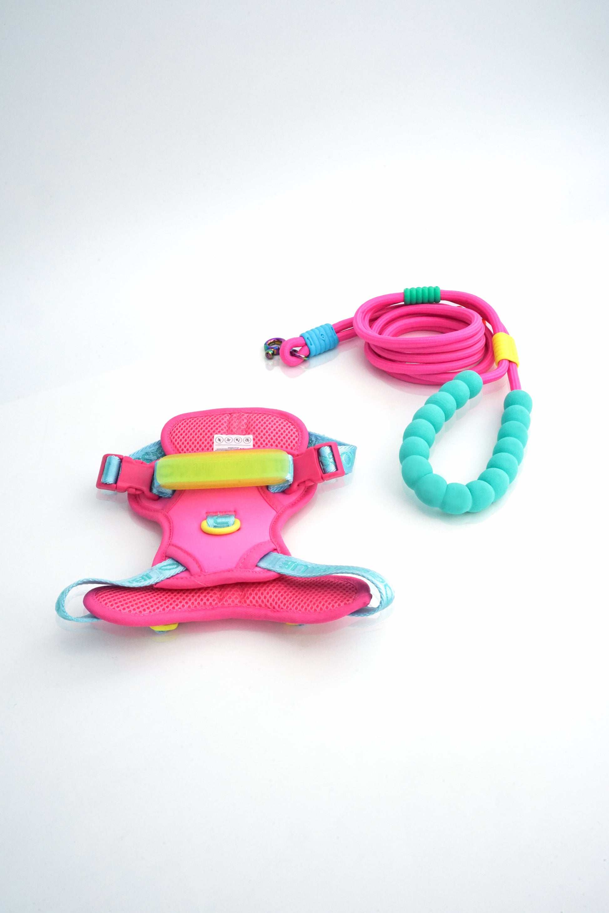 Marshmallow Leash + Central Park Harness