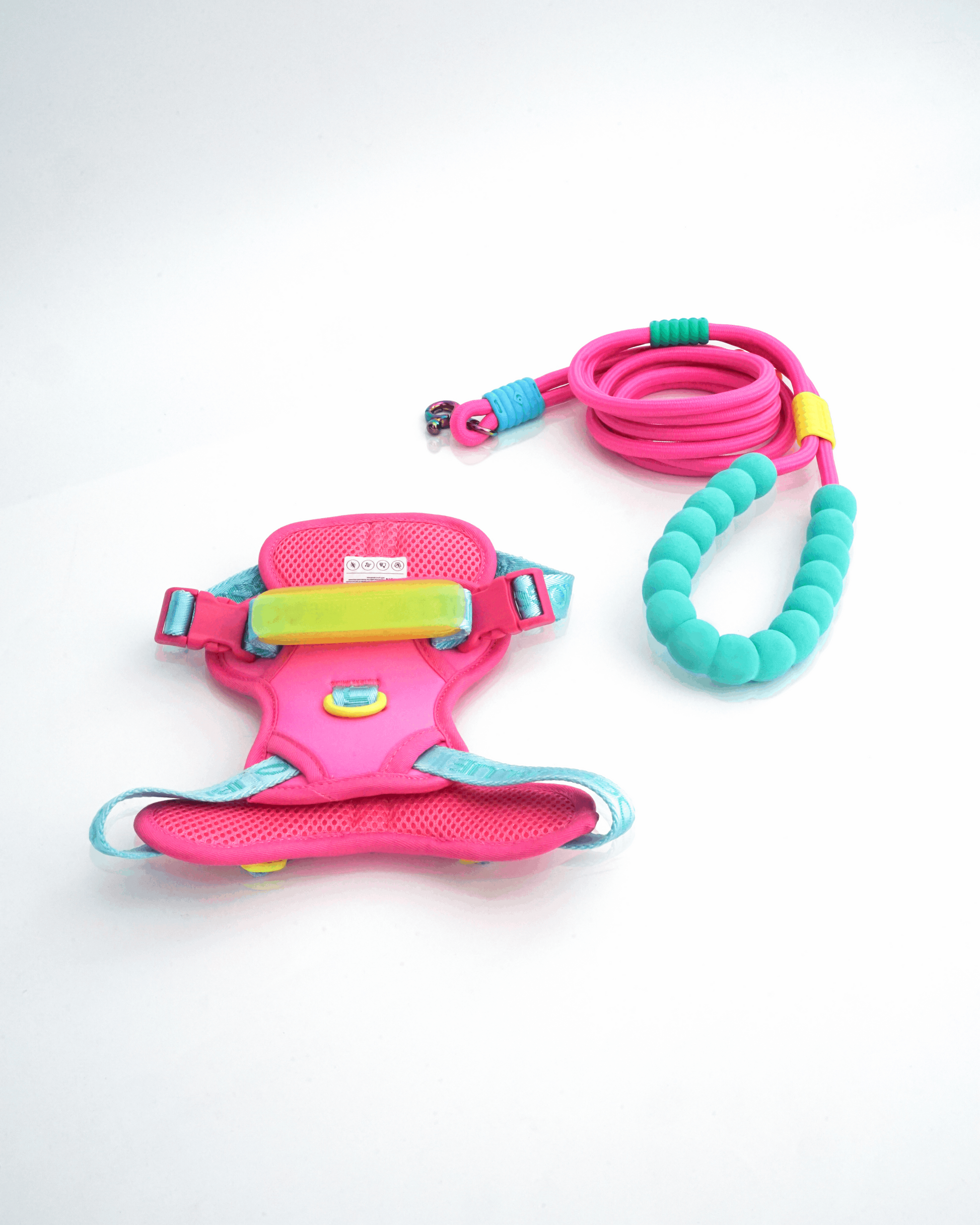 Marshmallow Leash + Central Park Harness