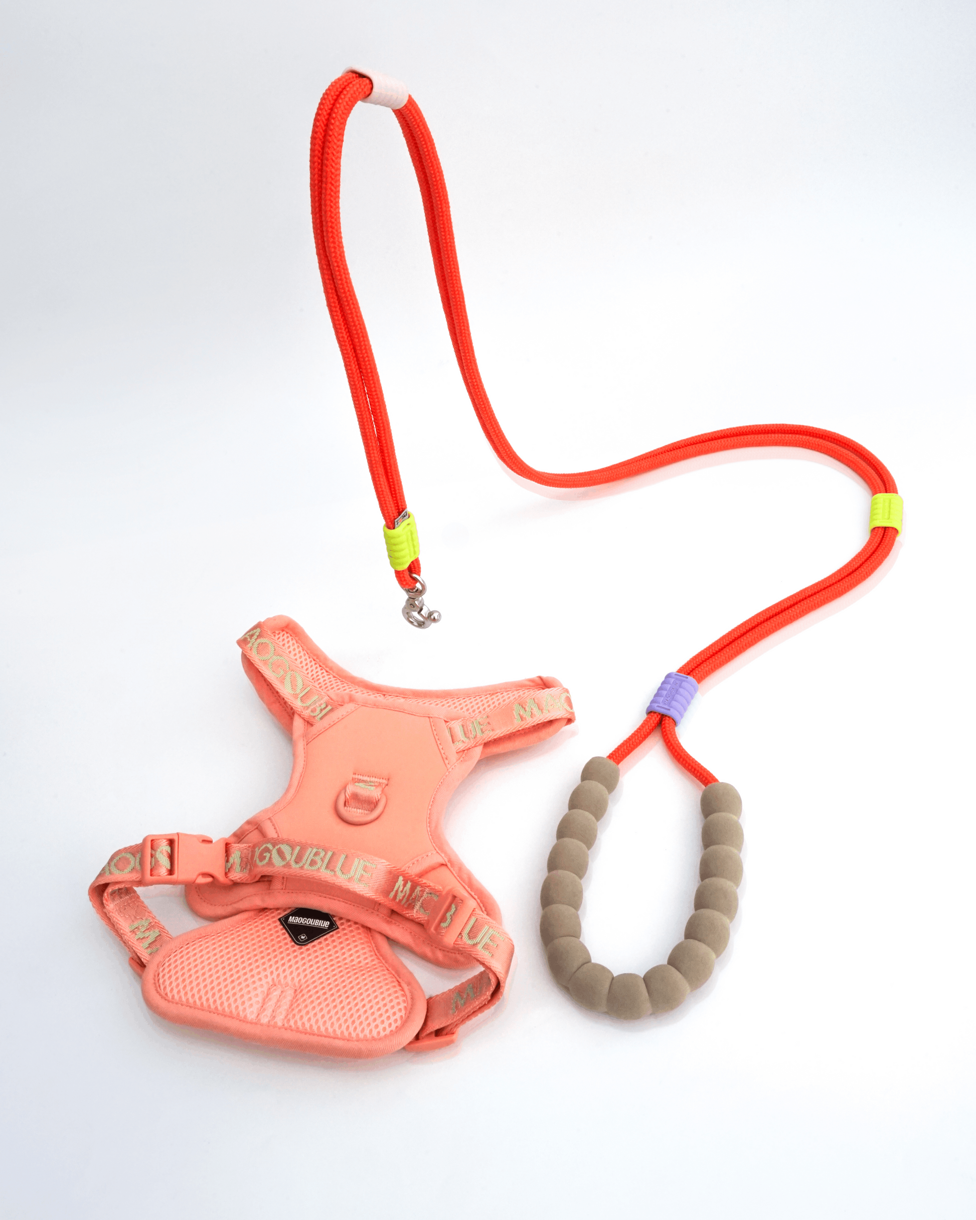 Marshmallow Leash + Central Park Harness