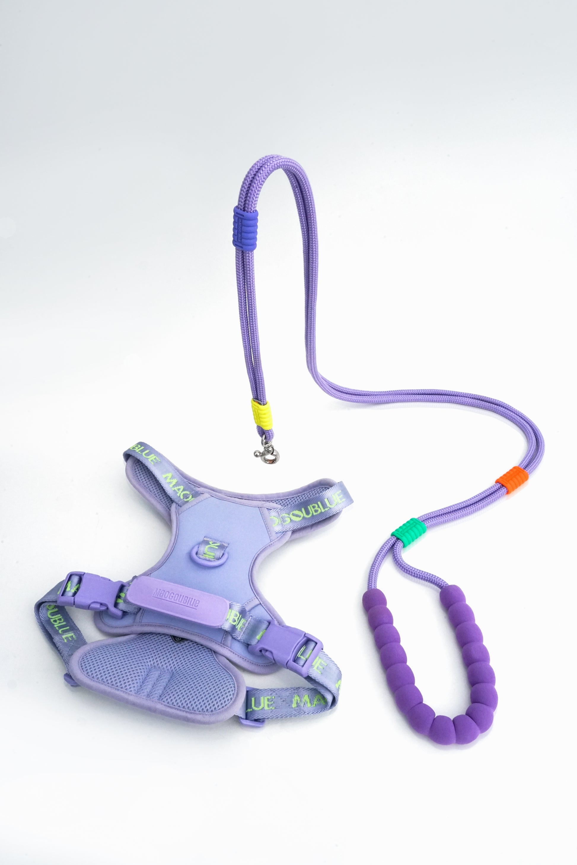 Marshmallow Leash + Central Park Harness